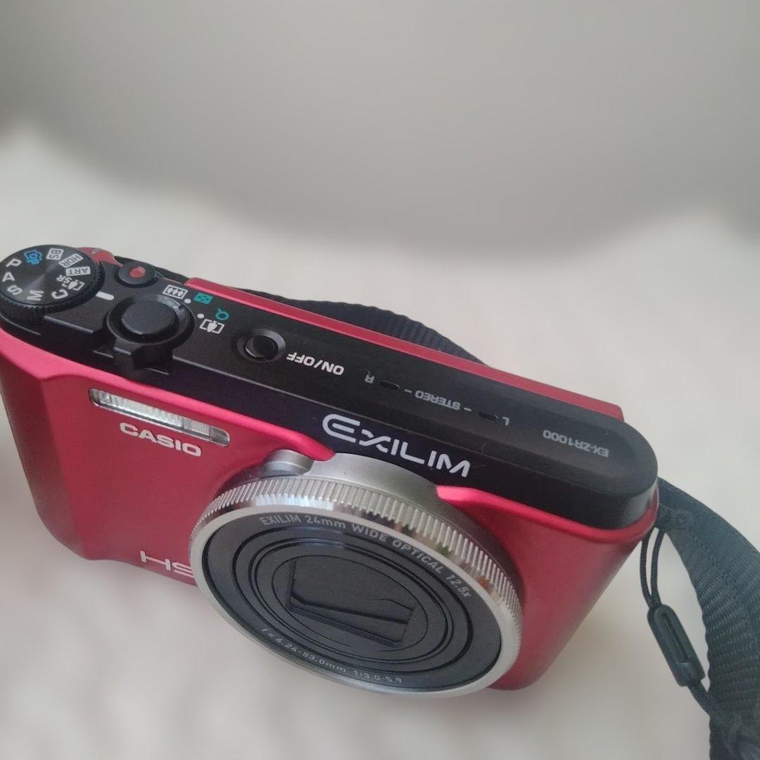 デジカメ　動作確認済み　CASIO　EXILIM EX-ZR1000 レッド