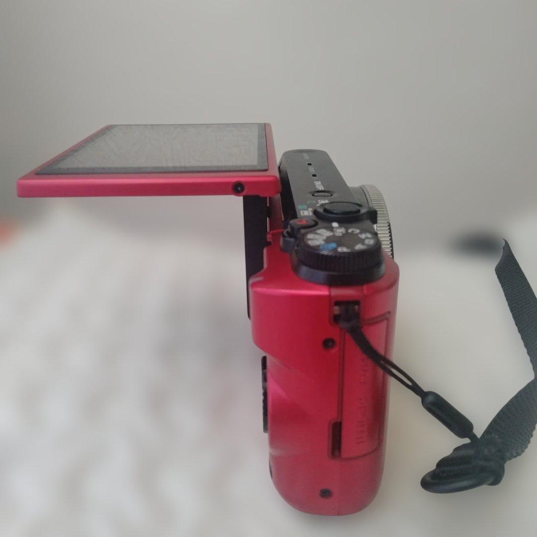 デジカメ　動作確認済み　CASIO　EXILIM EX-ZR1000 レッド