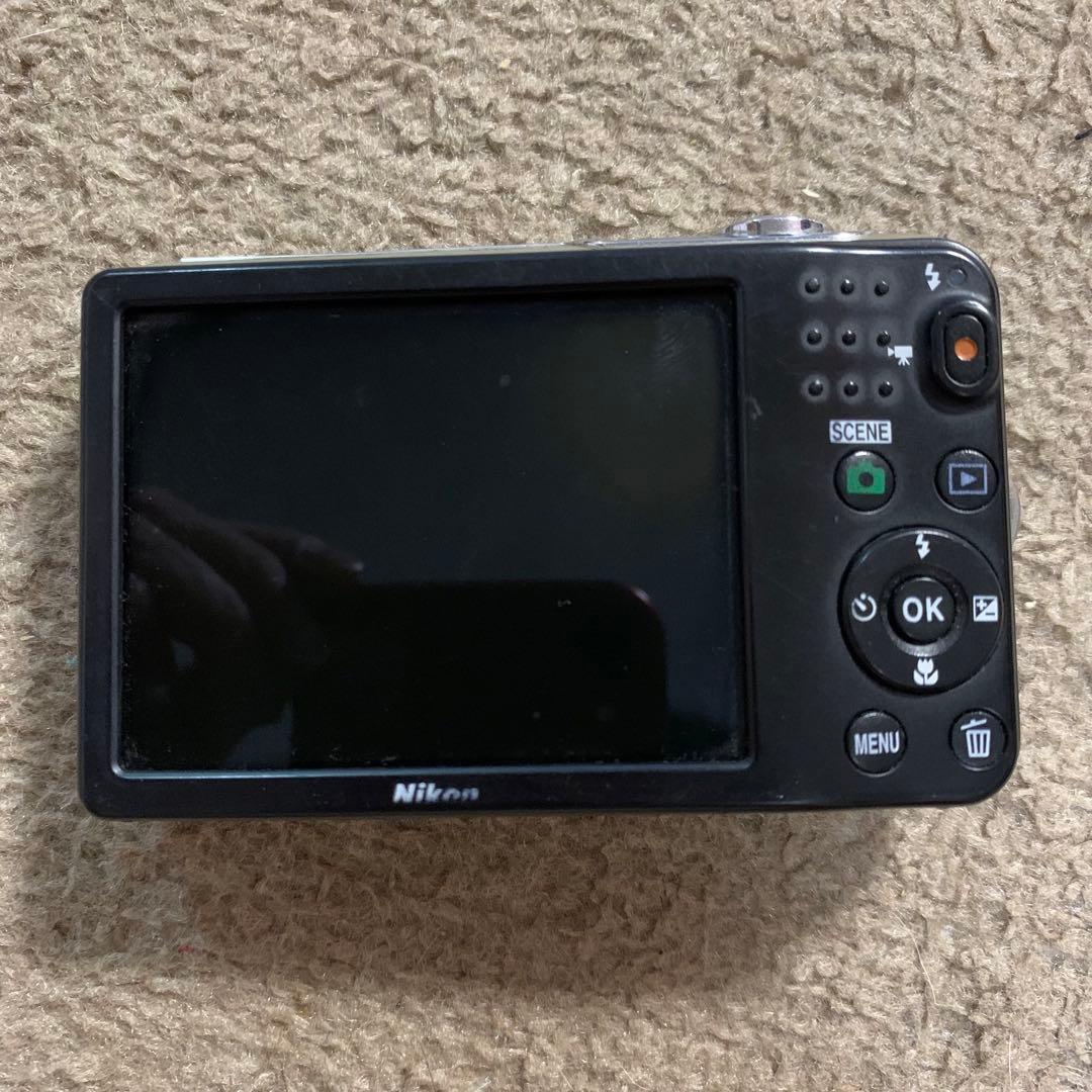 Nikon COOLPIX L32 コンパクトデジタルカメラ