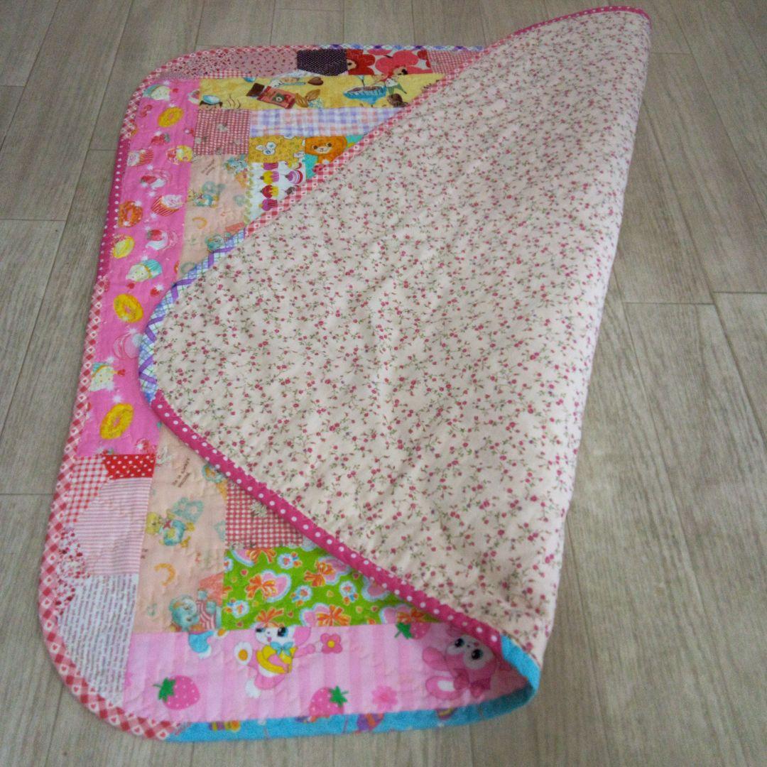 昭和レトロ　パッチワークキルトラグ