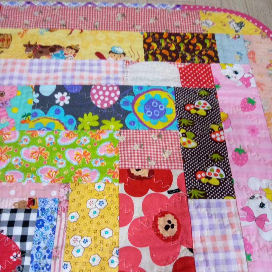 昭和レトロ　パッチワークキルトラグ