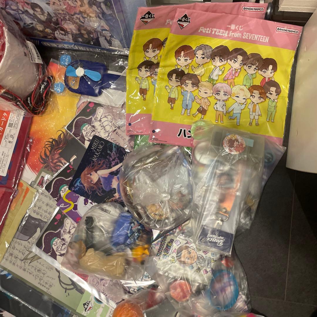 雑貨　アニメ　グッズ　500点　まとめ売り