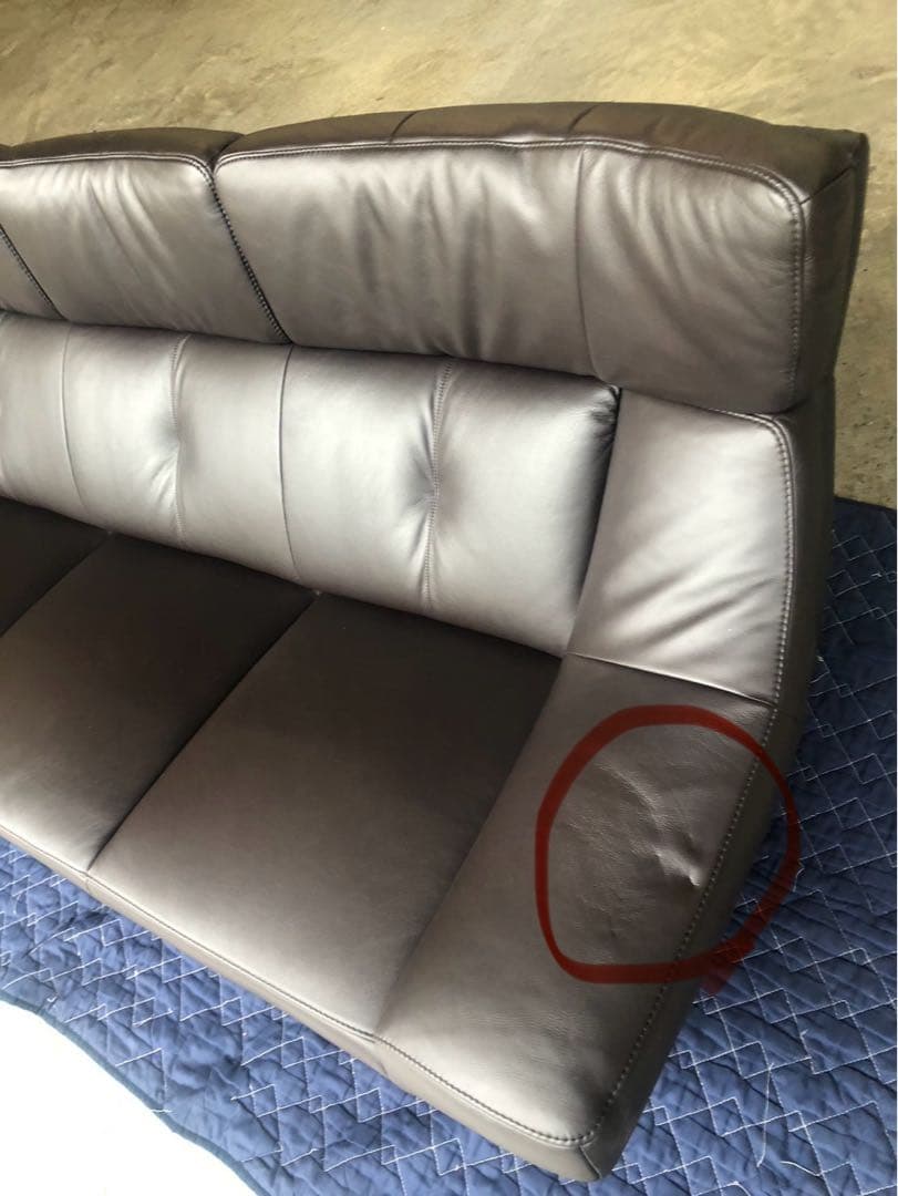 在庫処分‼️大幅値引き✨カリモク家具ZU46038989 3人掛ソファ本革オーダー
