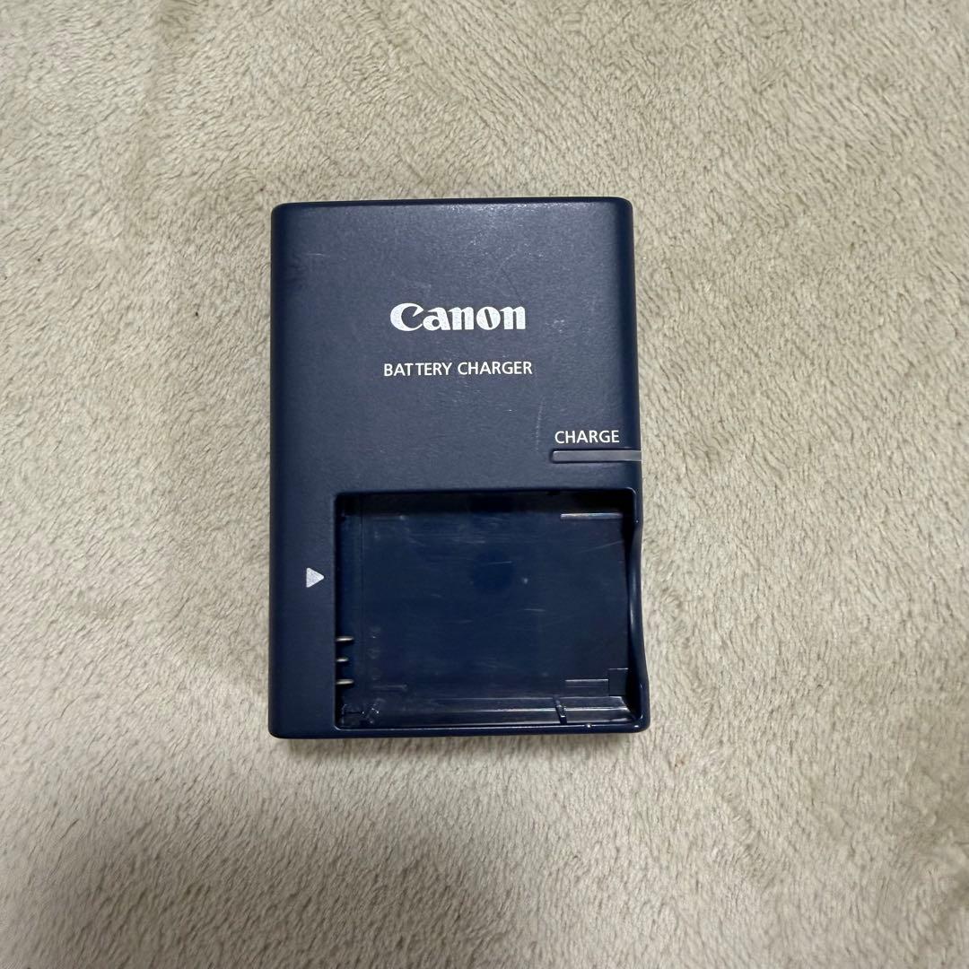 Canon IXY 910 IS バッテリー3つ付き