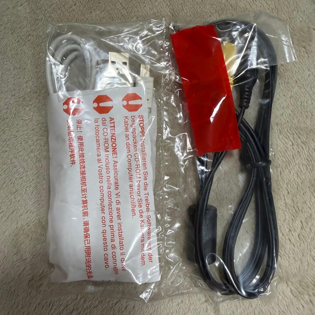 Canon IXY 910 IS バッテリー3つ付き