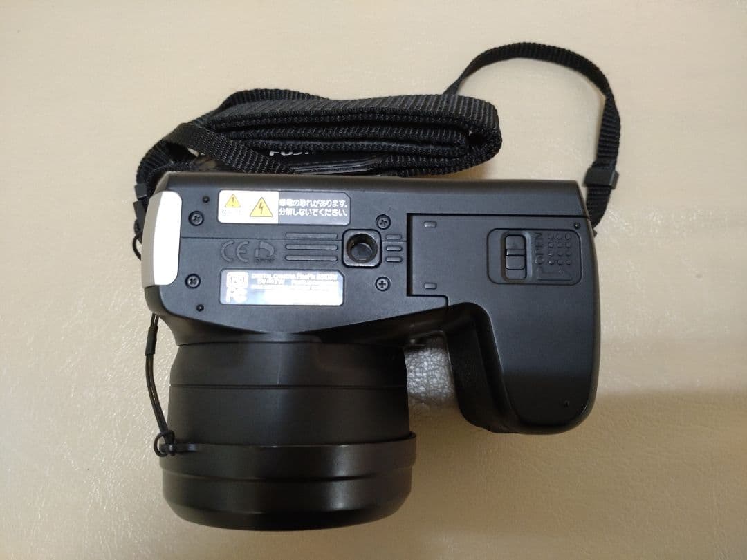 フジフィルム Finepix S8100fd コンパクトデジタルカメラ