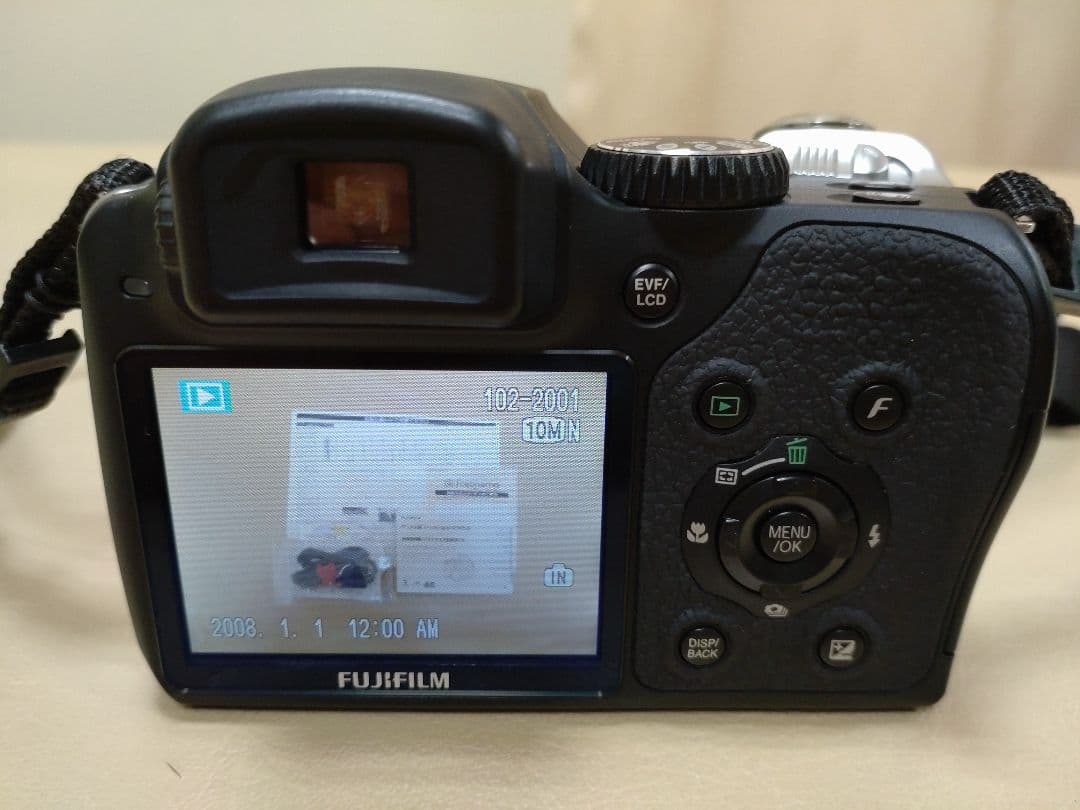 フジフィルム Finepix S8100fd コンパクトデジタルカメラ