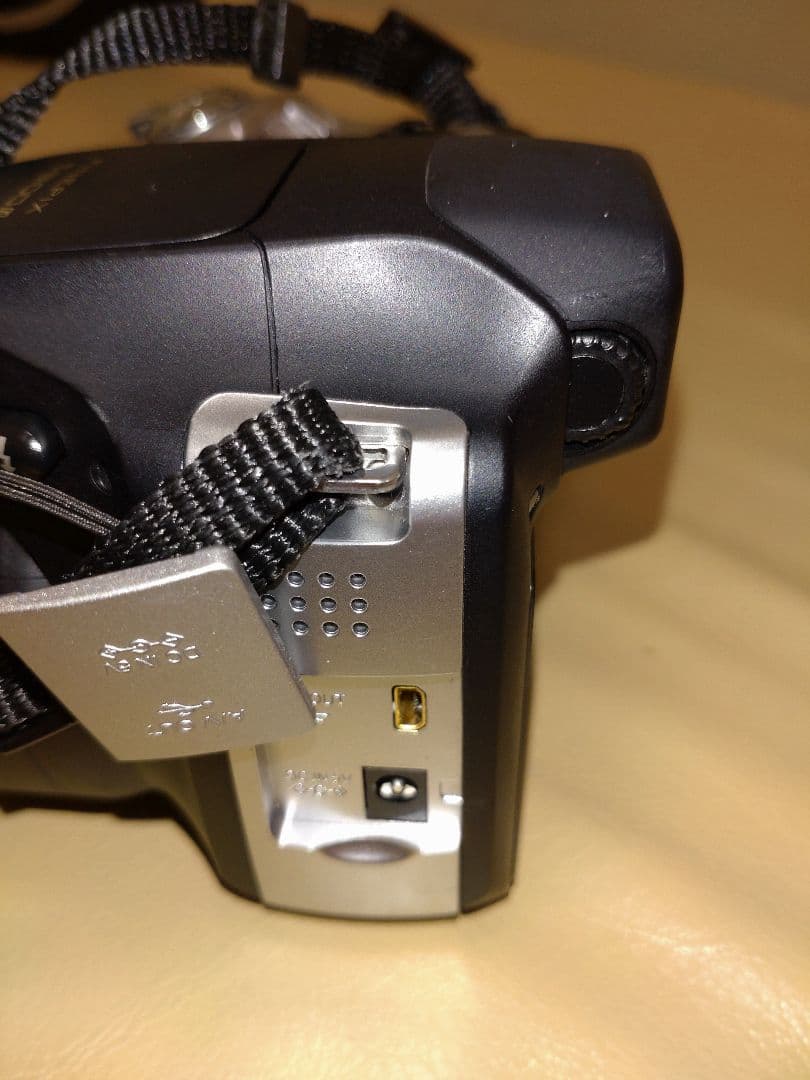 フジフィルム Finepix S8100fd コンパクトデジタルカメラ