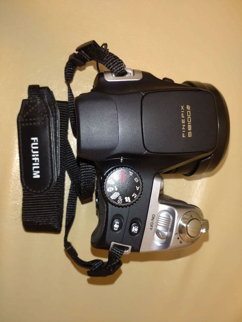 フジフィルム Finepix S8100fd コンパクトデジタルカメラ