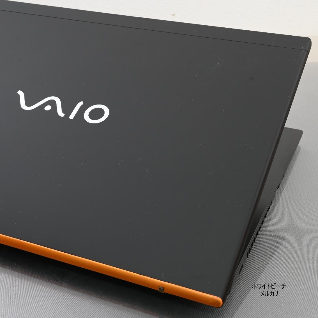 Vaio pro PK i5 _16G_256GB オレンジに光るキーボード