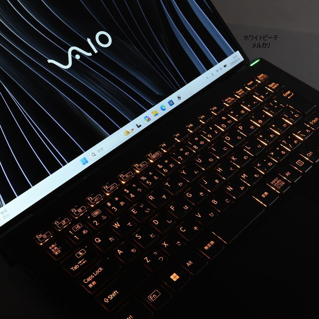 Vaio pro PK i5 _16G_256GB オレンジに光るキーボード