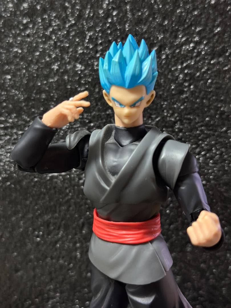 s.h.figuarts ゴハンブラック 改造4セット ポタラｘ1個付き