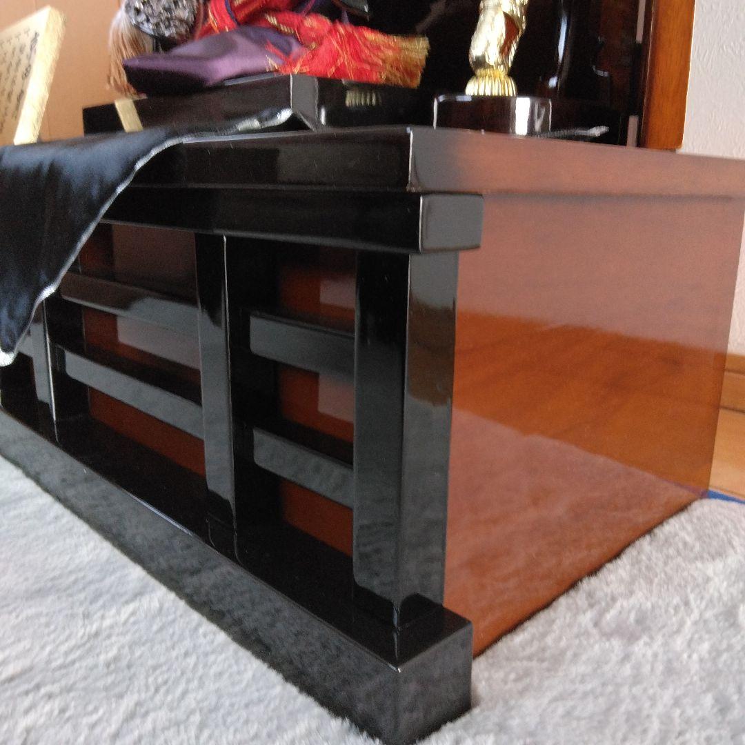 五月人形 平安水宝作 11号 兜収納台 SG型 金具ブロンズ兜 桐三枚袖落屏風