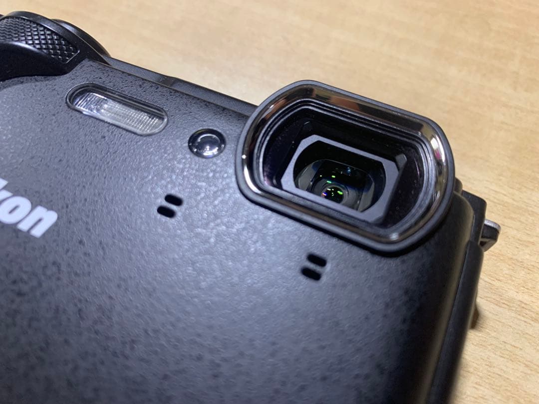 【送料無料】美品　Nikon COOLPIX W300 デジタルカメラ 4K