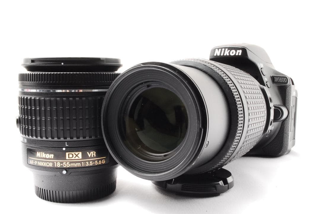 新品級ショット数❤️Nikon D5600 ダブルレンズ Wi-Fi 初心者