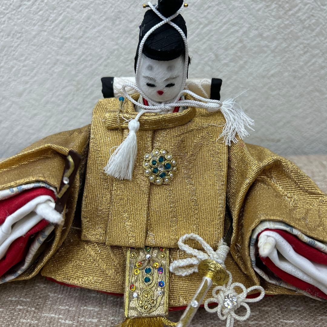 伝統的な雛人形セット