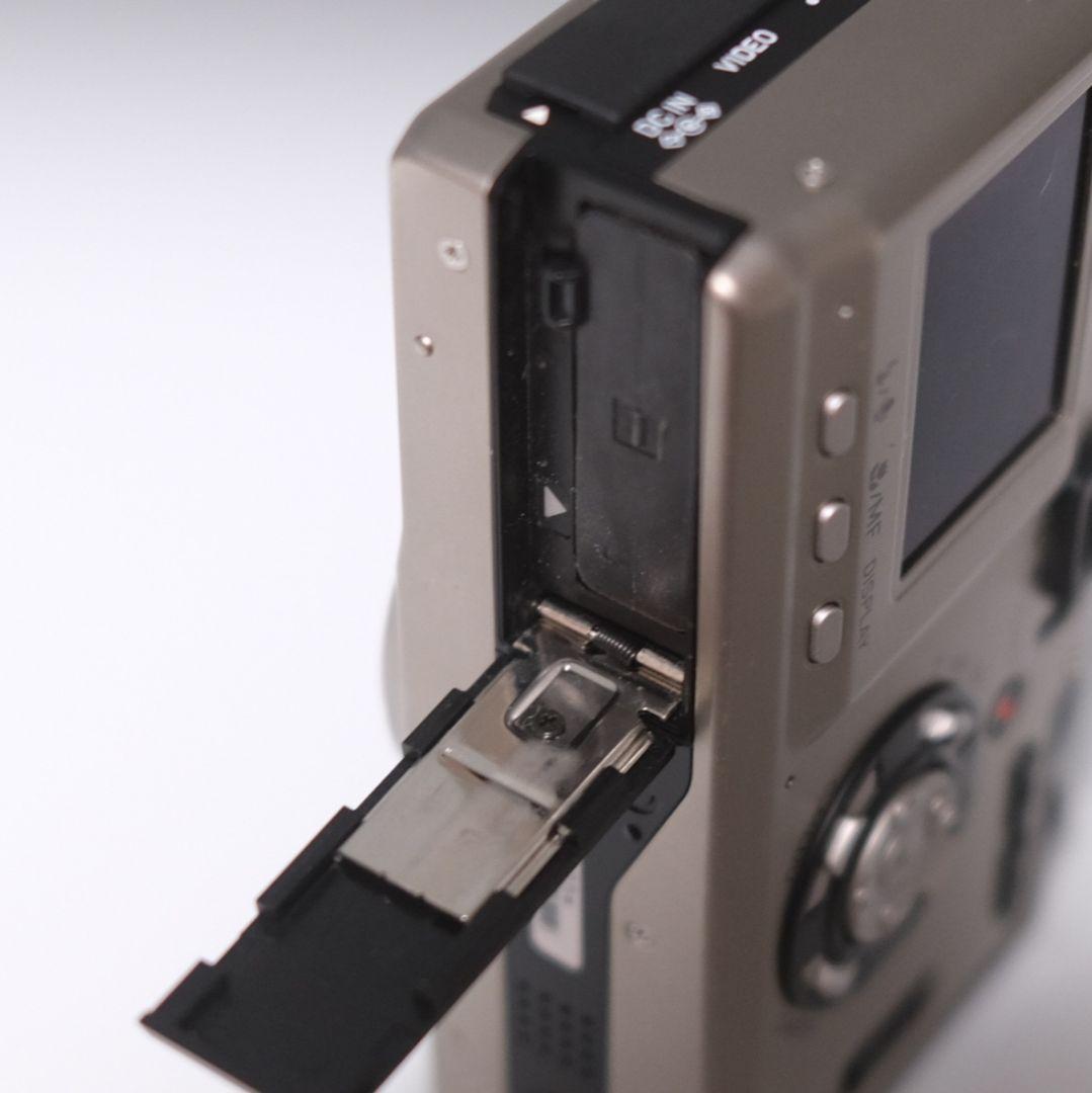【美品】CONTAX TVS DIGITAL(予備バッテリー付き)