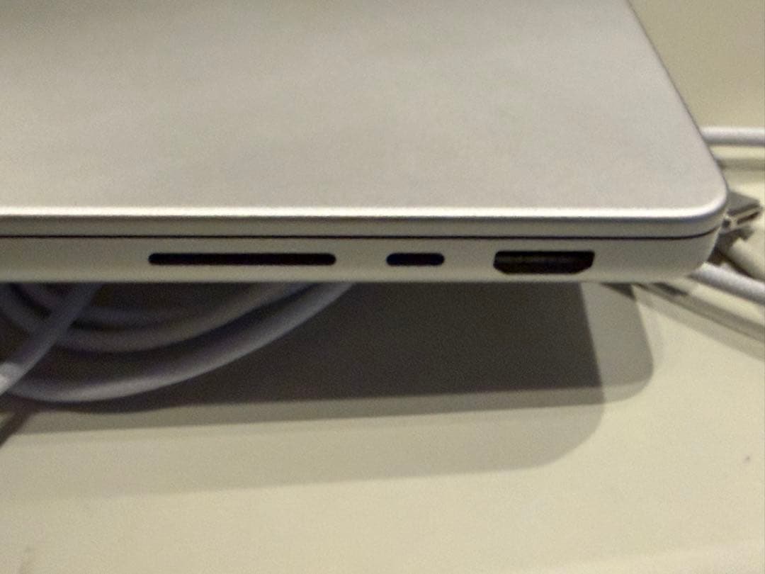 MacBook Pro 14“ M1 Pro 32GB JIS