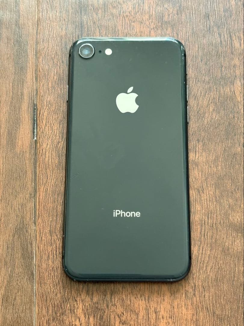 iPhone8 本体