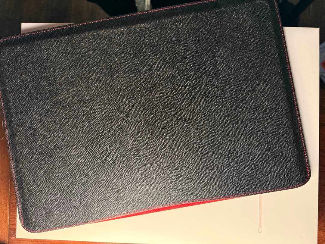 レザーケース付きMacBook Air M2 15.3 256GB/8GB