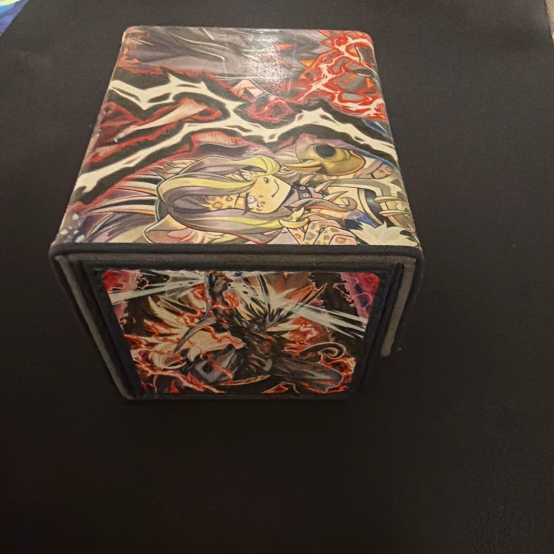 遊戯王デッキケース　ヴァンキッシュソウル