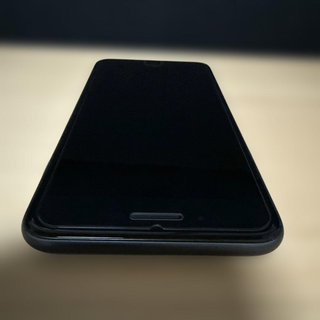iPhone8Plus 64GB スペースグレーSIMフリーi Faceケース付