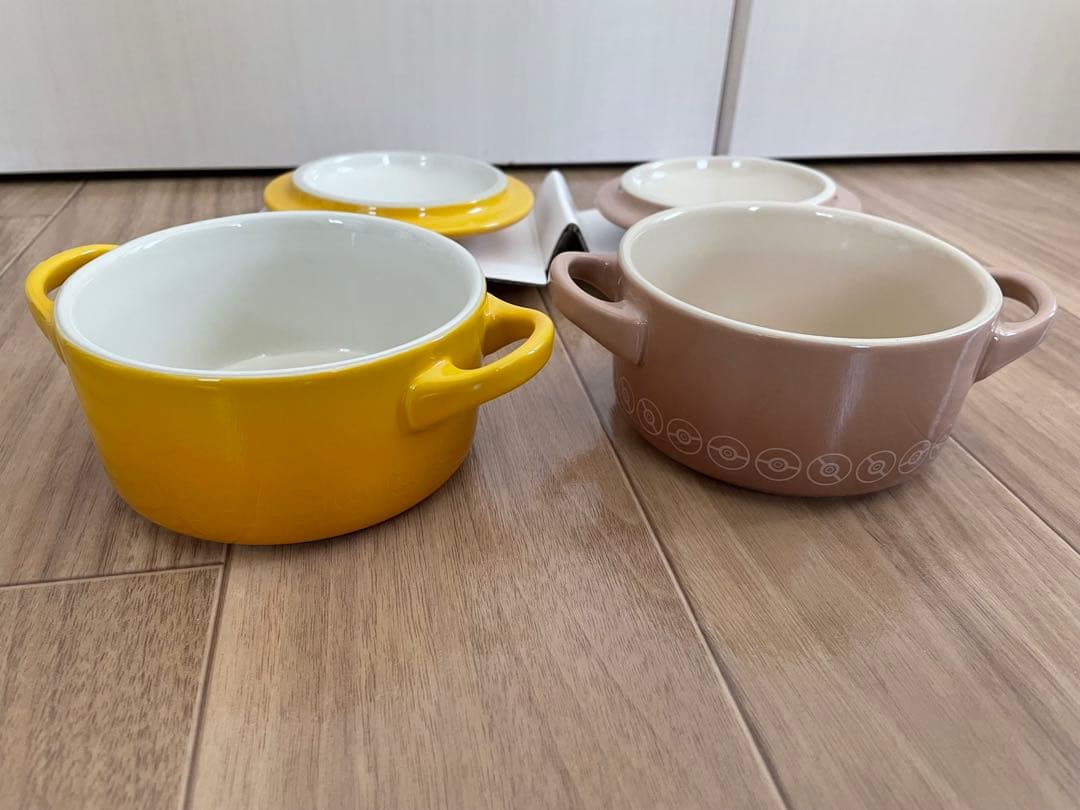 【新品未使用】LE CREUSET ポケモン ミニ・ココット ピカチュウイーブイ