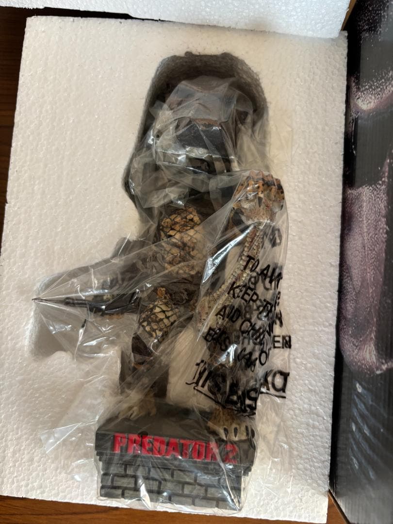 プレデター2 エクストリームヘッドノッカー NECA ボブルヘッド フィギュア