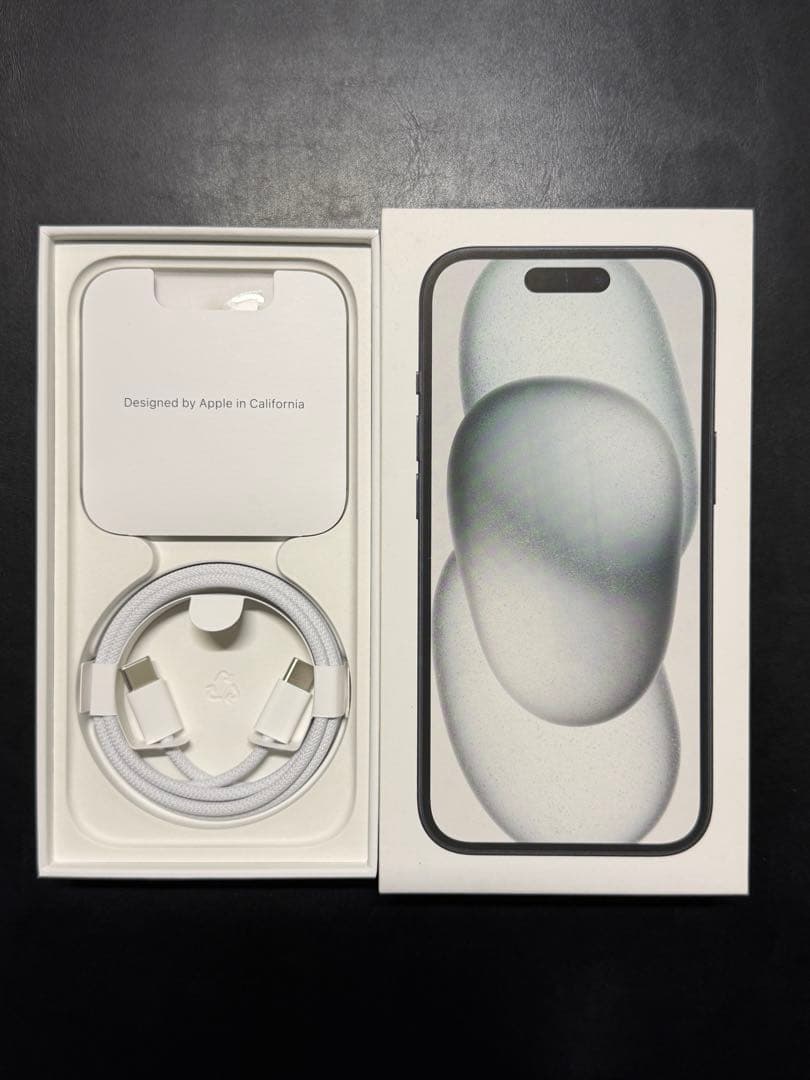 iPhone15 ブラック 本体 美品