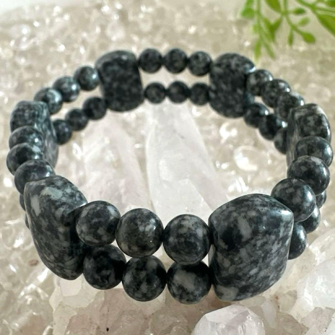 【遠野霊石】龍神スペシャルバングル｜超高波動・幸運を引き寄せる神石　オリジナル品