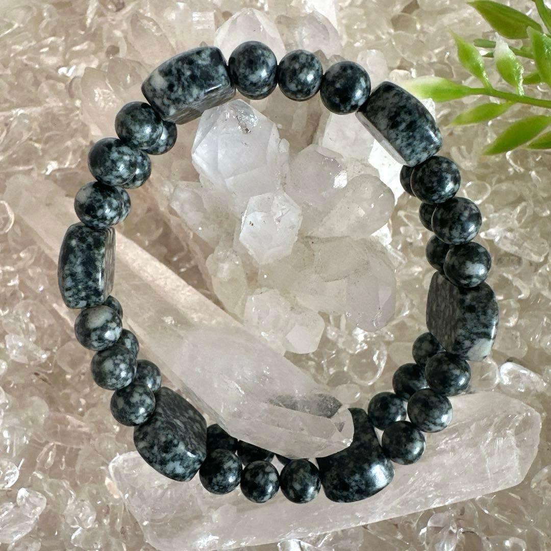 【遠野霊石】龍神スペシャルバングル｜超高波動・幸運を引き寄せる神石　オリジナル品