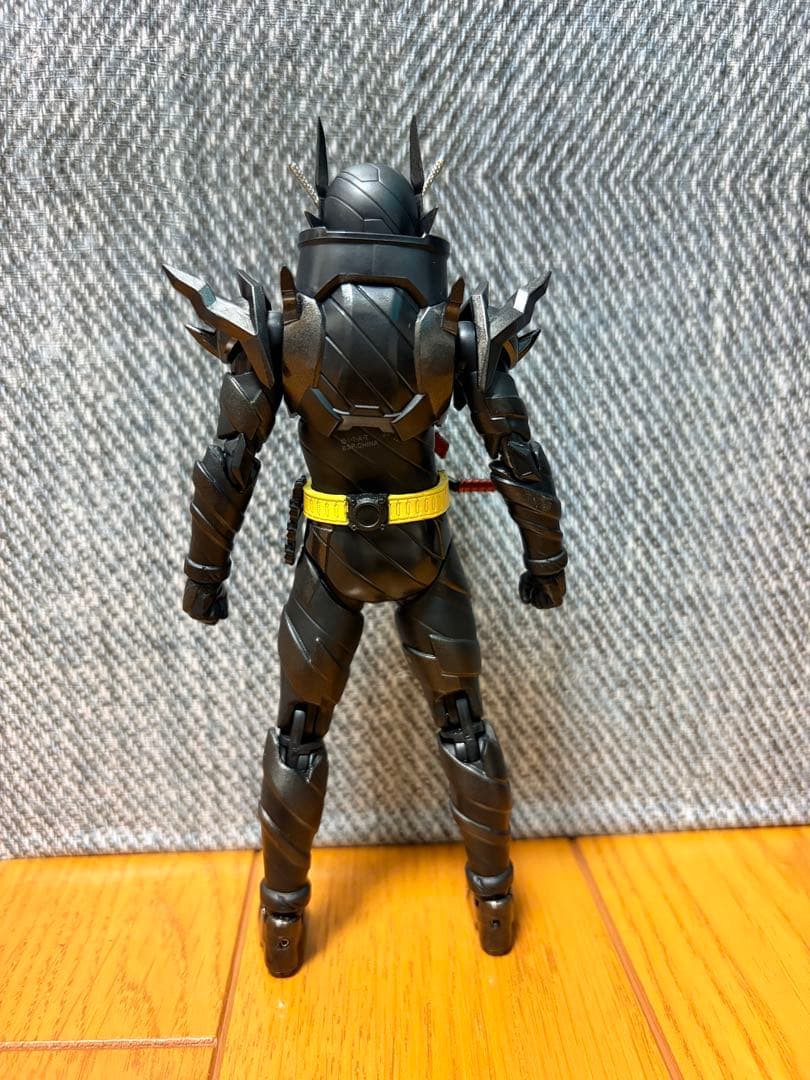最終値下げ S.H.Figuarts 仮面ライダーメタルビルド