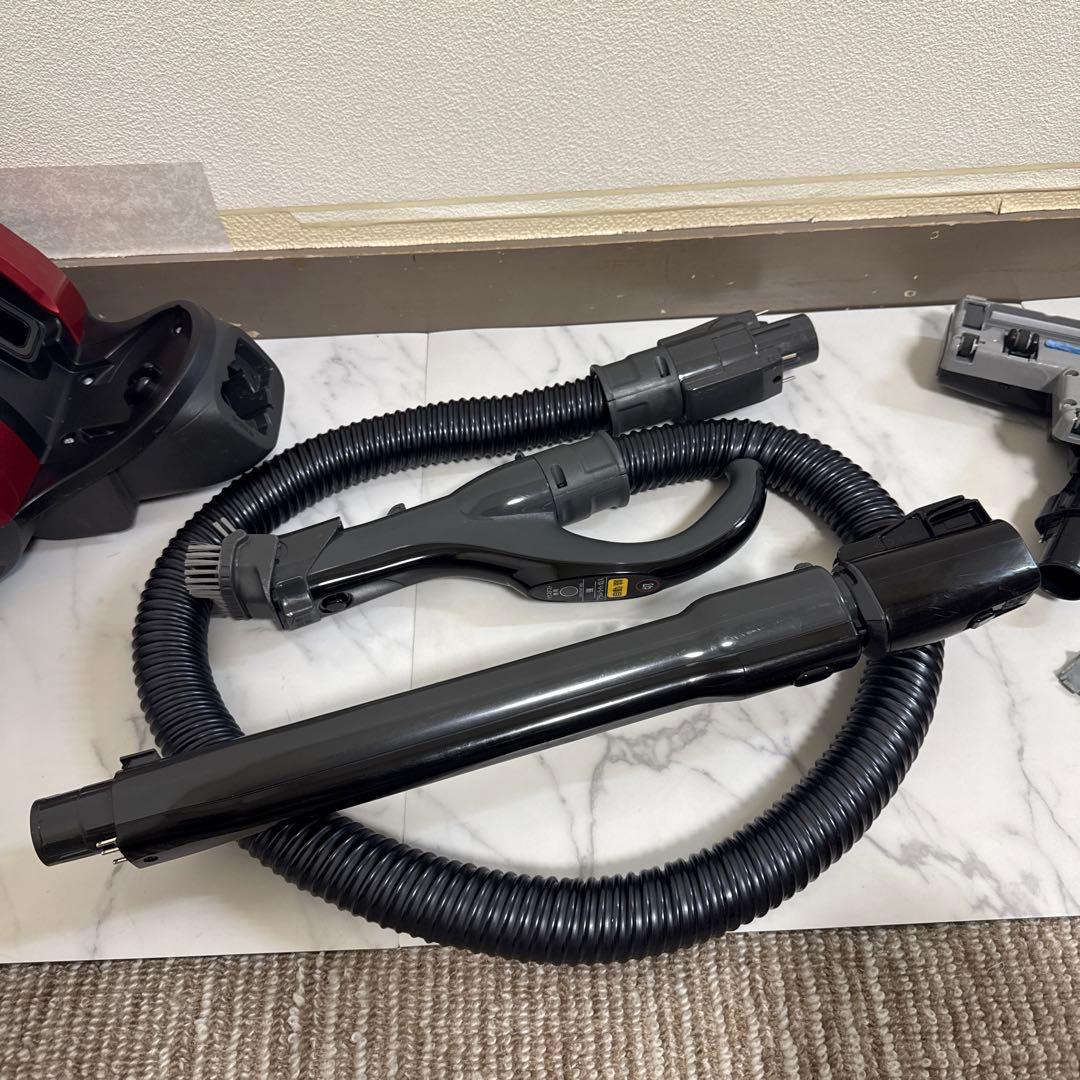 送料込 Panasonic サイクロン式掃除機 プチサイクロン メタリックレッド