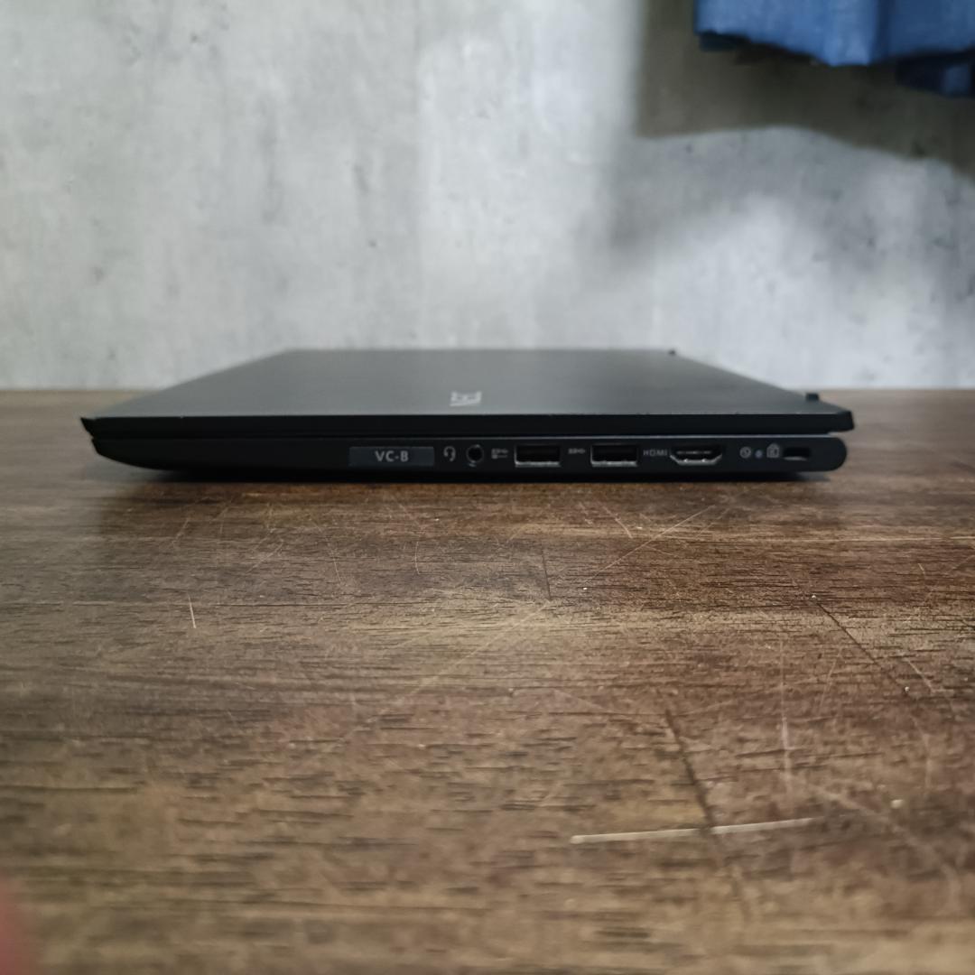 【超軽量】NEC 13型 970g R5(11世代i7超) 16GB n145