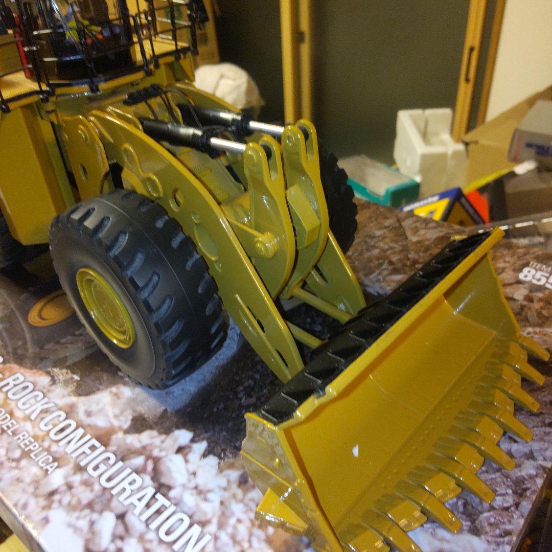 キャタピラー建機　CAT 994K WHEEL LOADER 　1/50