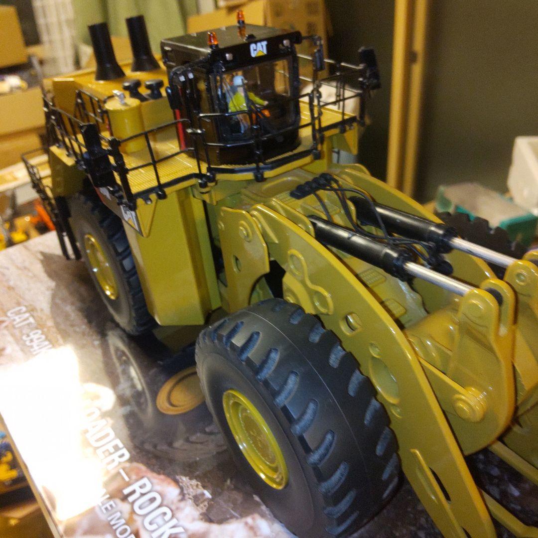 キャタピラー建機　CAT 994K WHEEL LOADER 　1/50