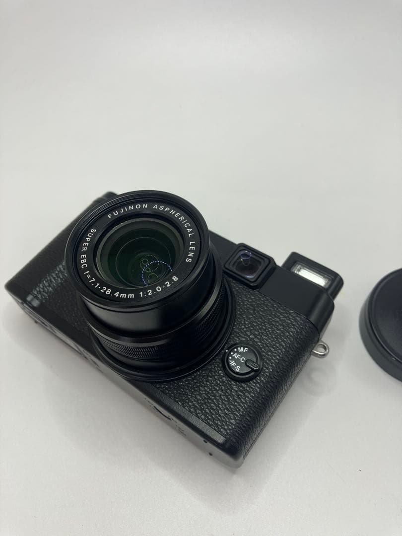【返品保証・美品】FUJIFILM X10 コンパクトデジタルカメラ