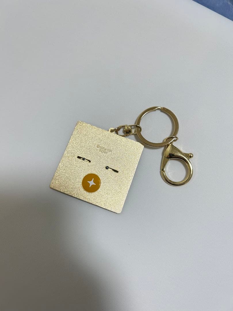 Sky 星を紡ぐ子どもたち 瞬きの肩組み ピンバッジ