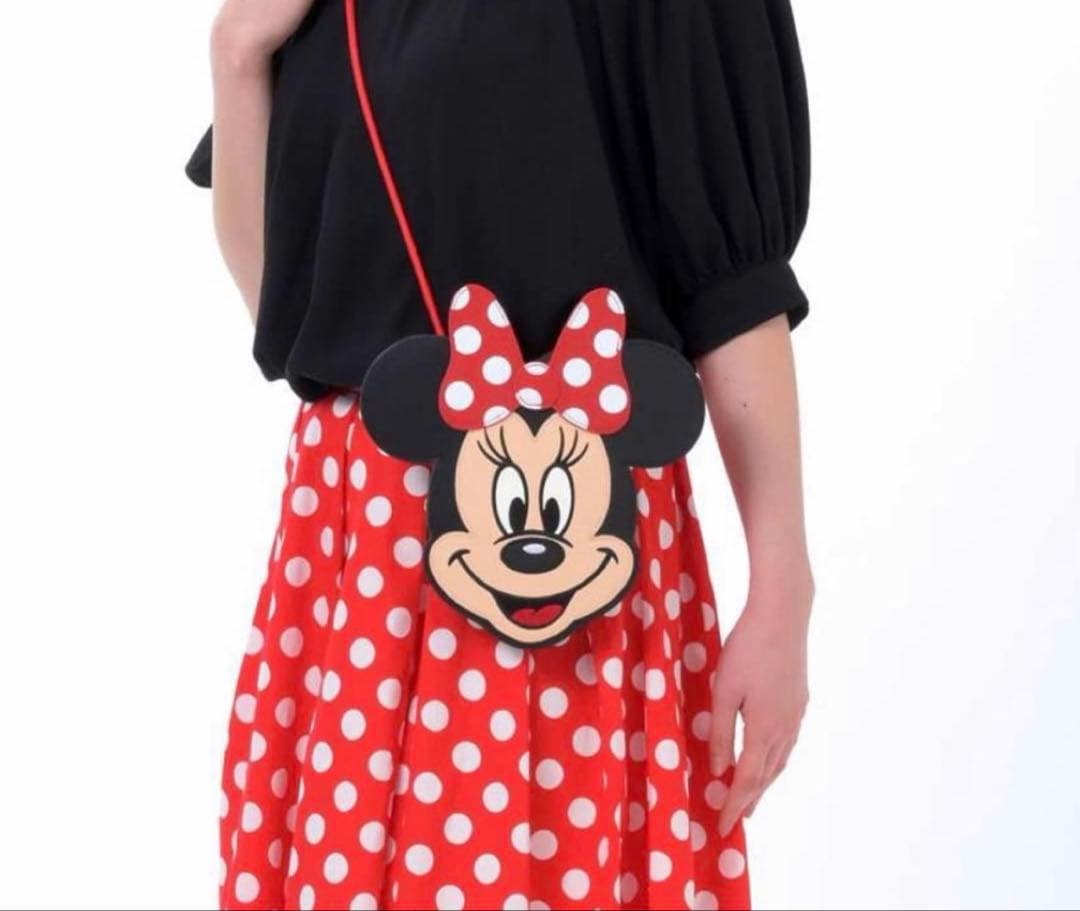 ディズニーストア ミッキー&フレンズ フェイスデザイン ポシェット　ミニー