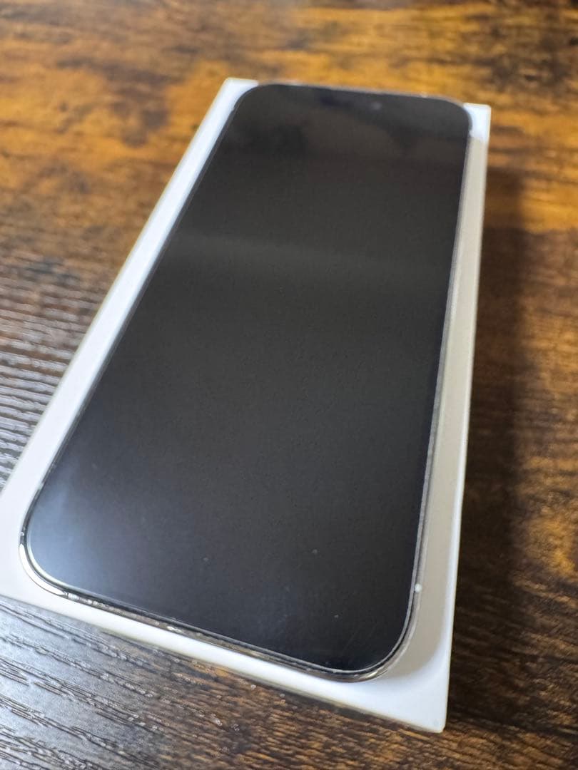 iPhone14pro 256GB シルバー　美品　本体