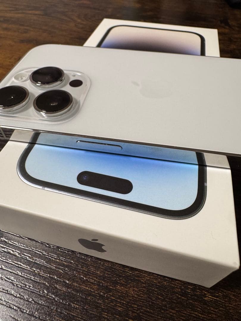 iPhone14pro 256GB シルバー　美品　本体