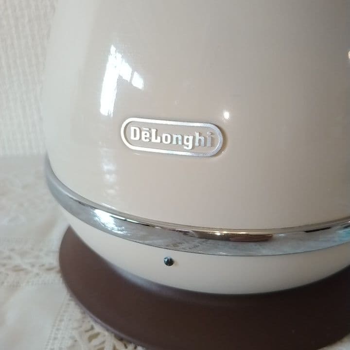 De'Longhi アイコナ・ヴィンテージ 電気ケトル ドルチェベージュ