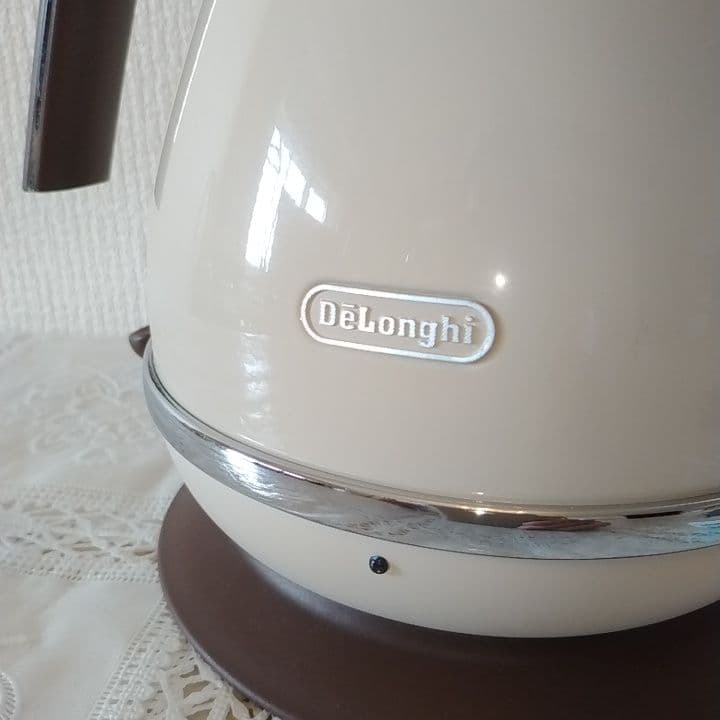 De'Longhi アイコナ・ヴィンテージ 電気ケトル ドルチェベージュ