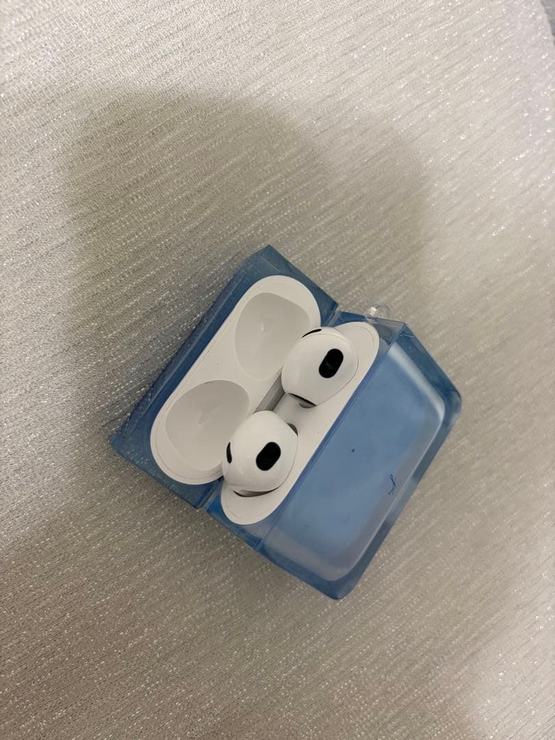 AirPods3本体 ホワイト ケース付き