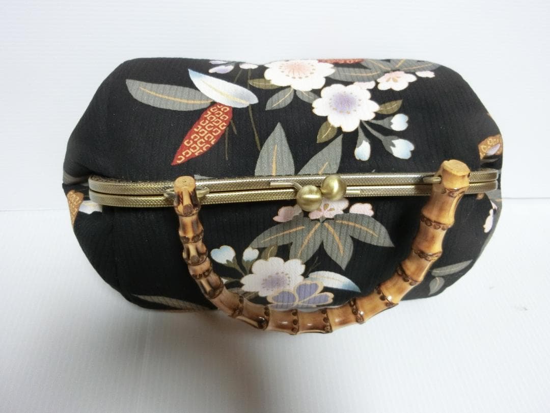 ハンドメイド 日本の伝統和服の美くしさ 正絹 バンブー持ち手ハンドバッグ