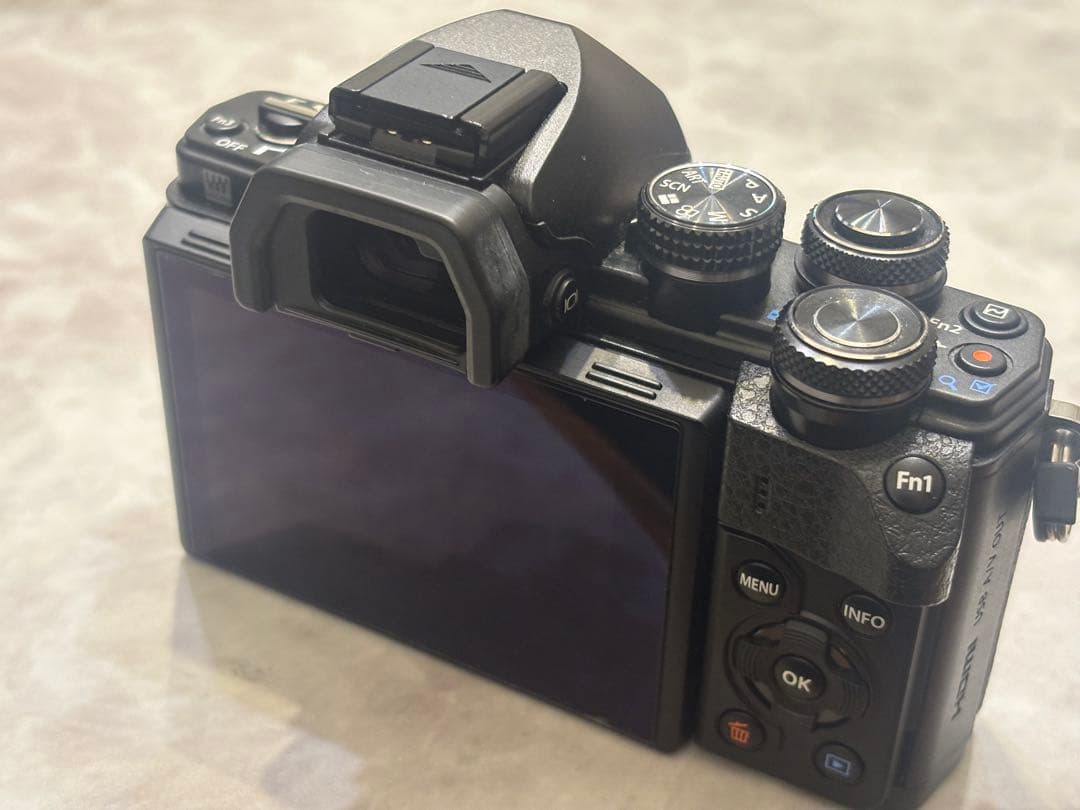 値下げしました⭐︎ OM-D E-M10 MarkII EZ ダブルズームキット