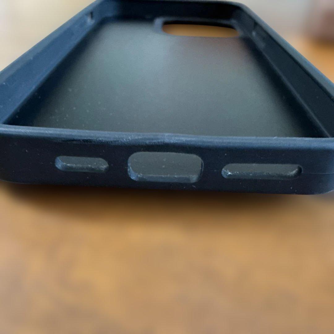iPhone13Pro ケース　ミュウミュウ