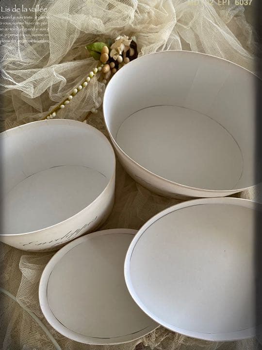 la boite。:.゜ஐ⋆* 2こセット