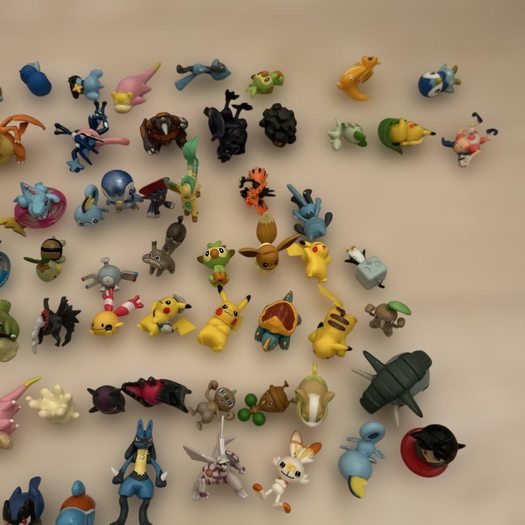 ポケモンフィギュア　70個