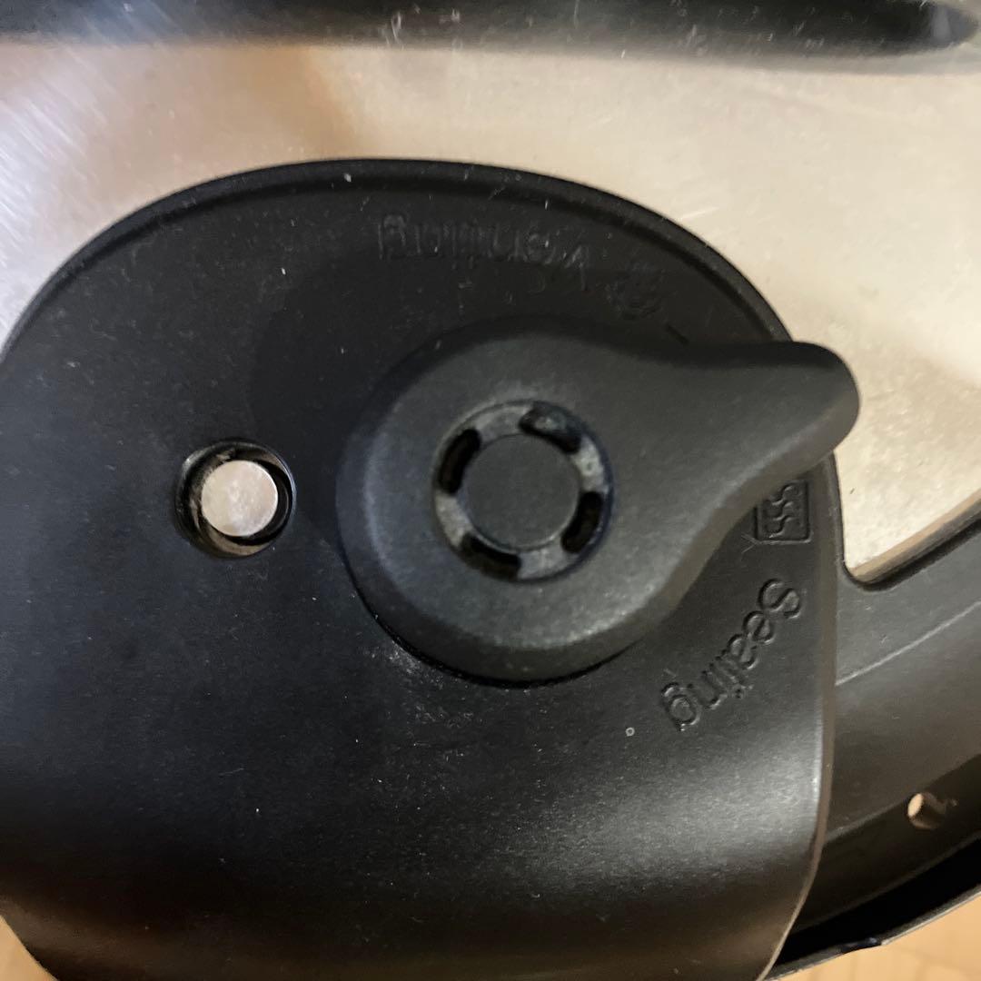 Instant Pot Duo 5V 電気圧力鍋 コンセントと説明書付き